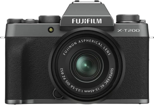 Fujifilm X-T200 With 15-45 mm Lens
